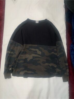PINK Victoria's Secret Black Crewneck Sweatshirt
